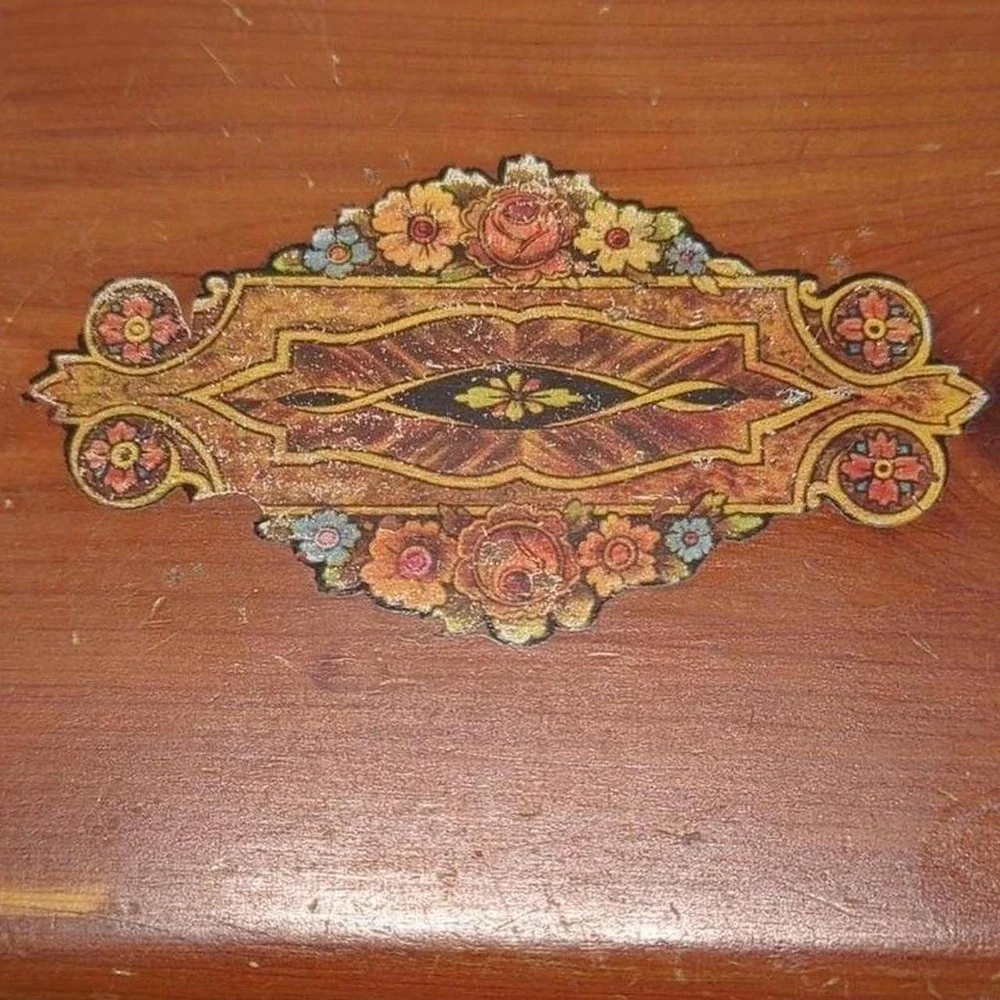 Vintage Dovetail Wood Jewelry Keepsake Box Floral Inlay Brass